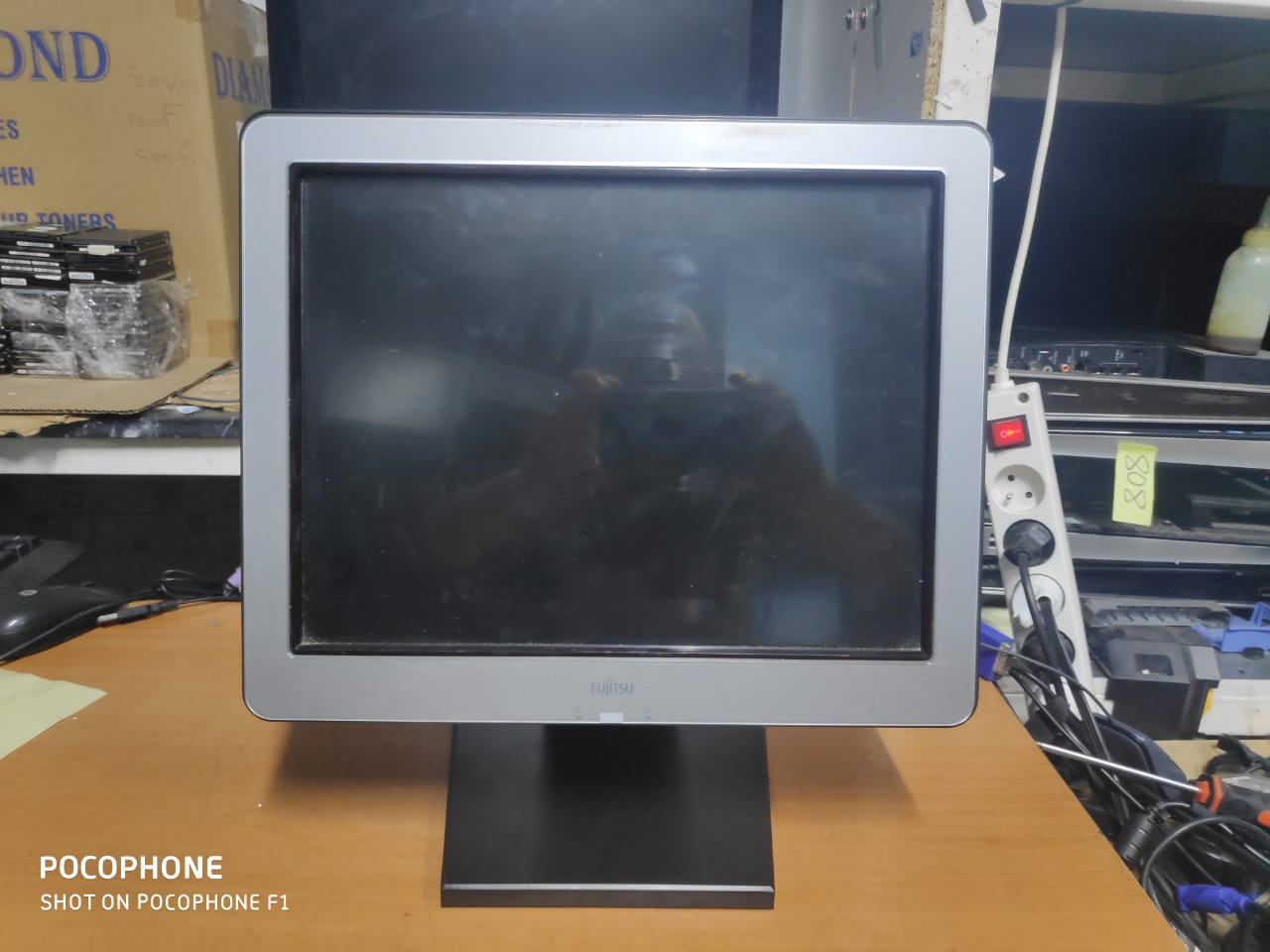 Moniteur Tactile Fujitsu 3000LCD15 – Écran LCD 15" Point de Vente