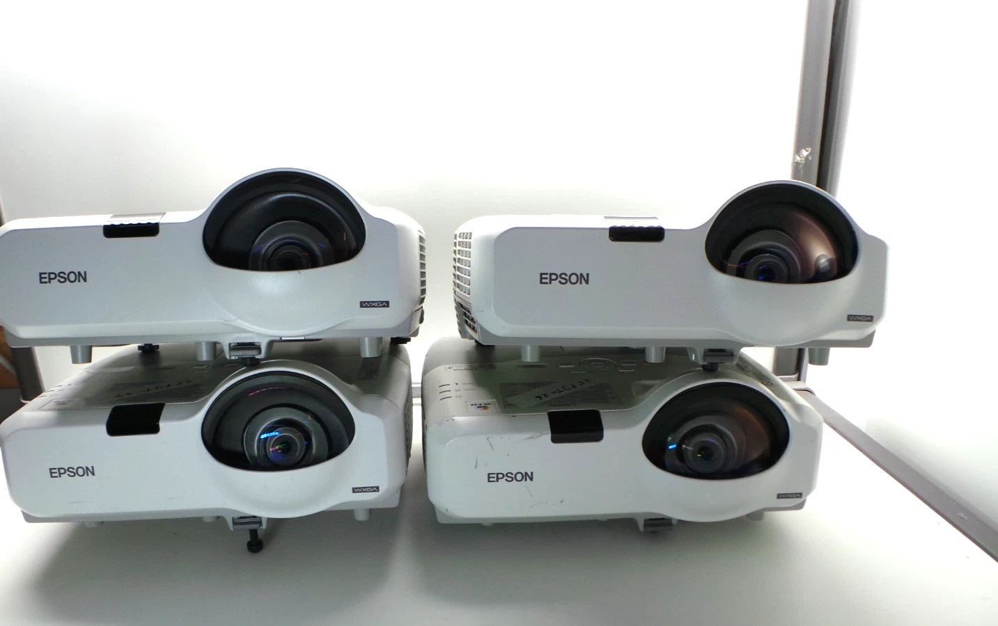 Vidéoprojecteur Epson PowerLite 425W (H448A) – Occasion