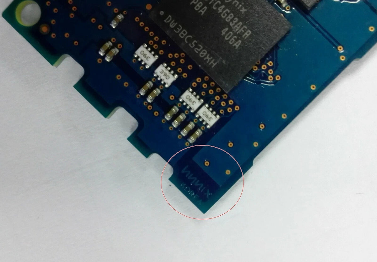 SK Hynix 8GB DDR3L PC3L-12800R ECC Registered 1600MHz – RAM Serveur / Workstation